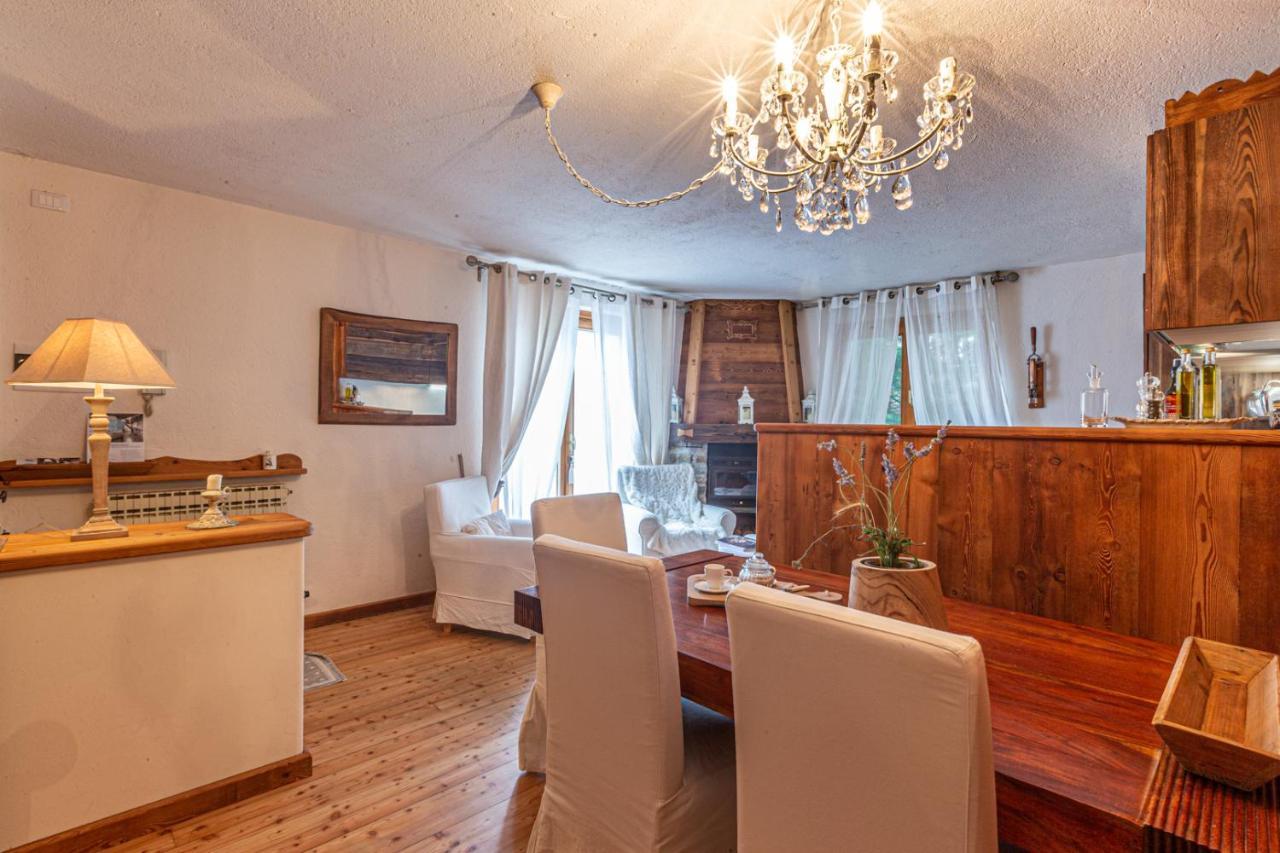 L'Atelier Du Temps - Le Petit Refuge Appartement Конье Экстерьер фото
